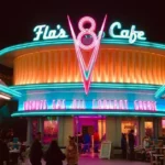 Restoran çeşitleri - Flo's V8 Café - Disneyland'de bulunur ve restoran sınıflandırma açısından bir tematik restorandır.